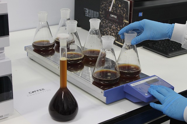 環保無毒辛酸亞錫/t-9，適用于醫療、食品級聚氨酯材料的生產